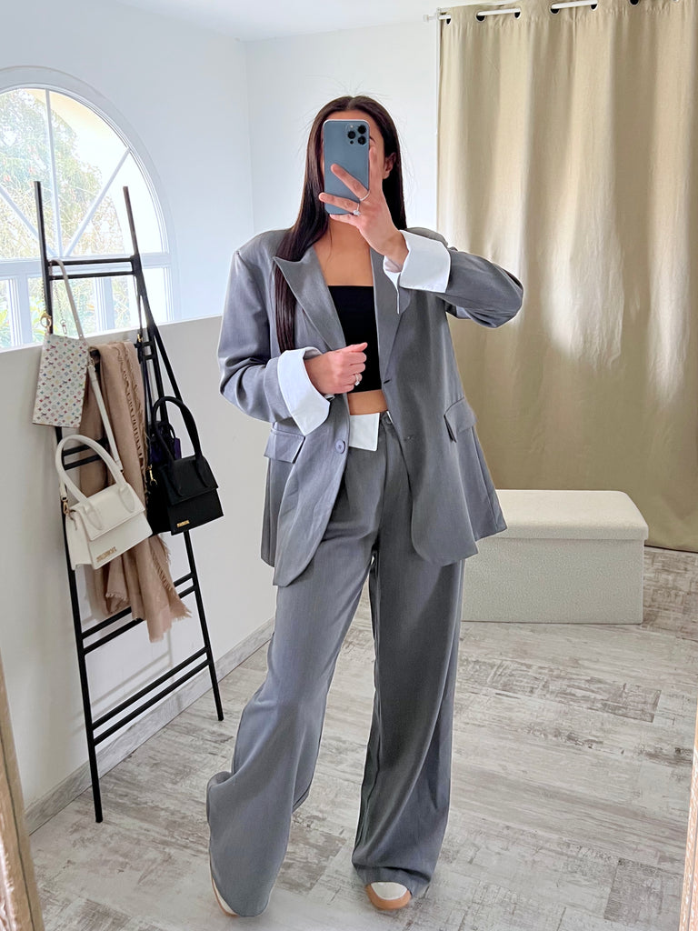 Ensemble Blazer/Pantalon Revers Gris