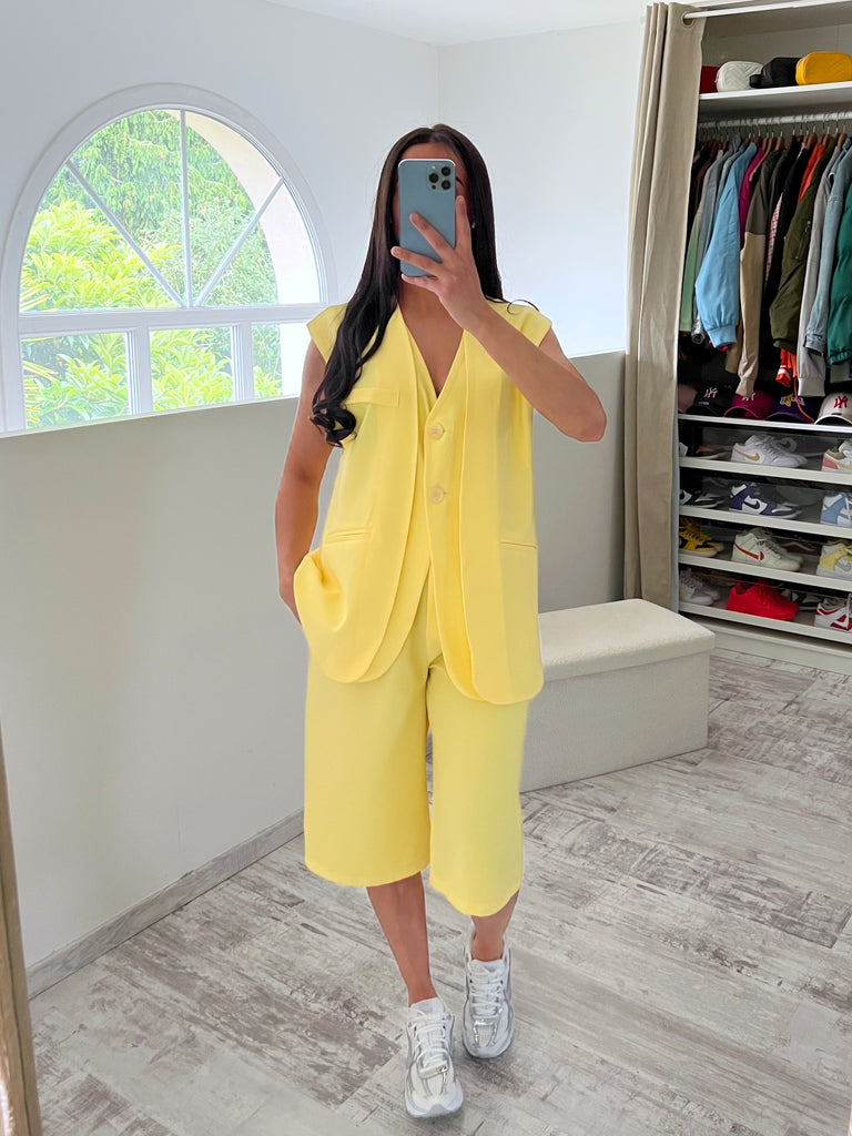 Ensemble Bermuda Gilet Sans Manches Jaune