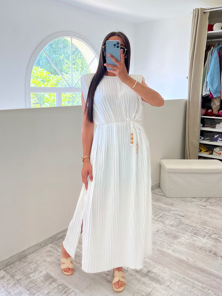 Robe À Effets Et Ceinture Blanc