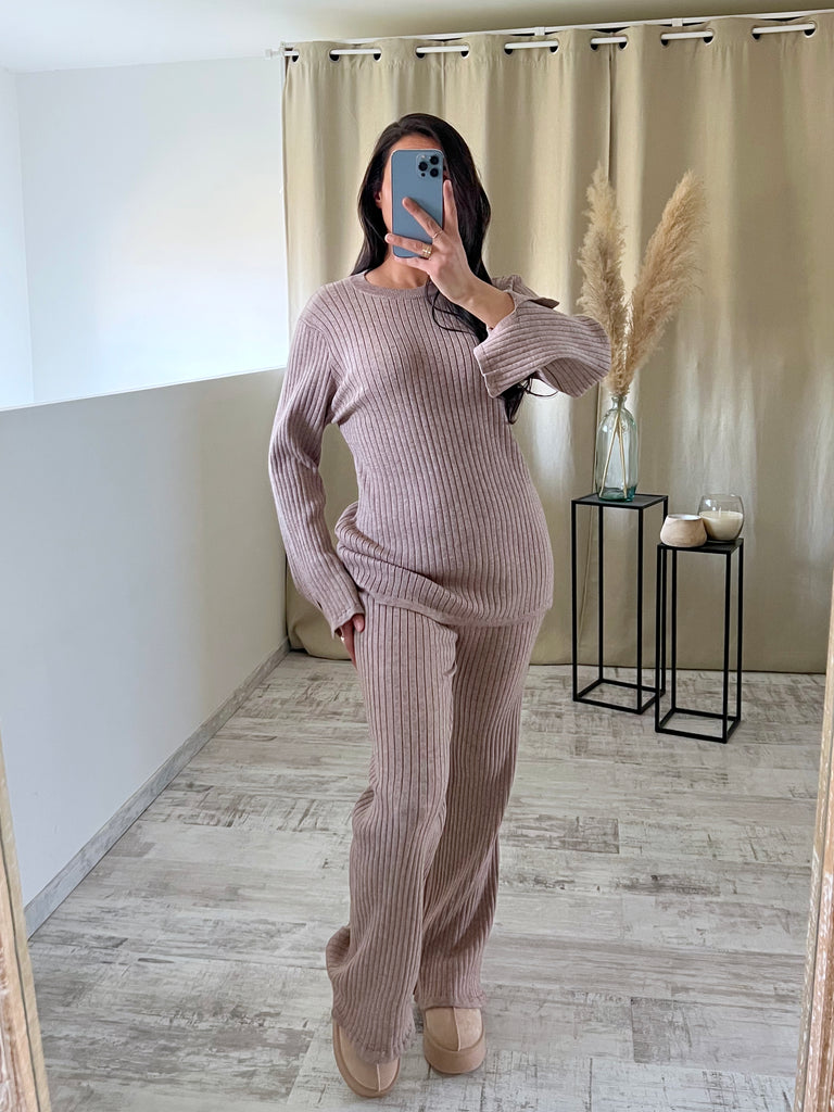 Ensemble Maille À Resserrement Dorsal Taupe