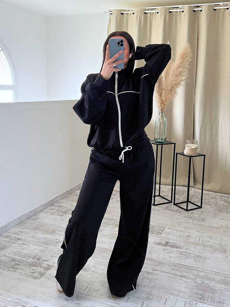 Ensemble Jogging À Traits Noir