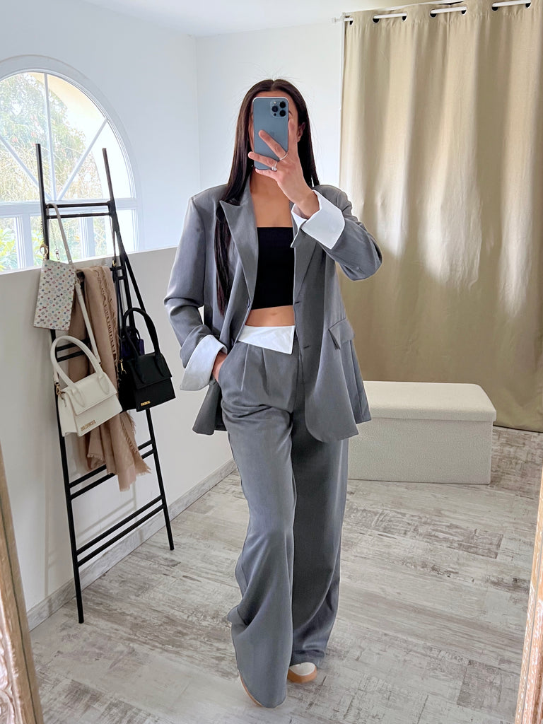 Ensemble Blazer/Pantalon Revers Gris