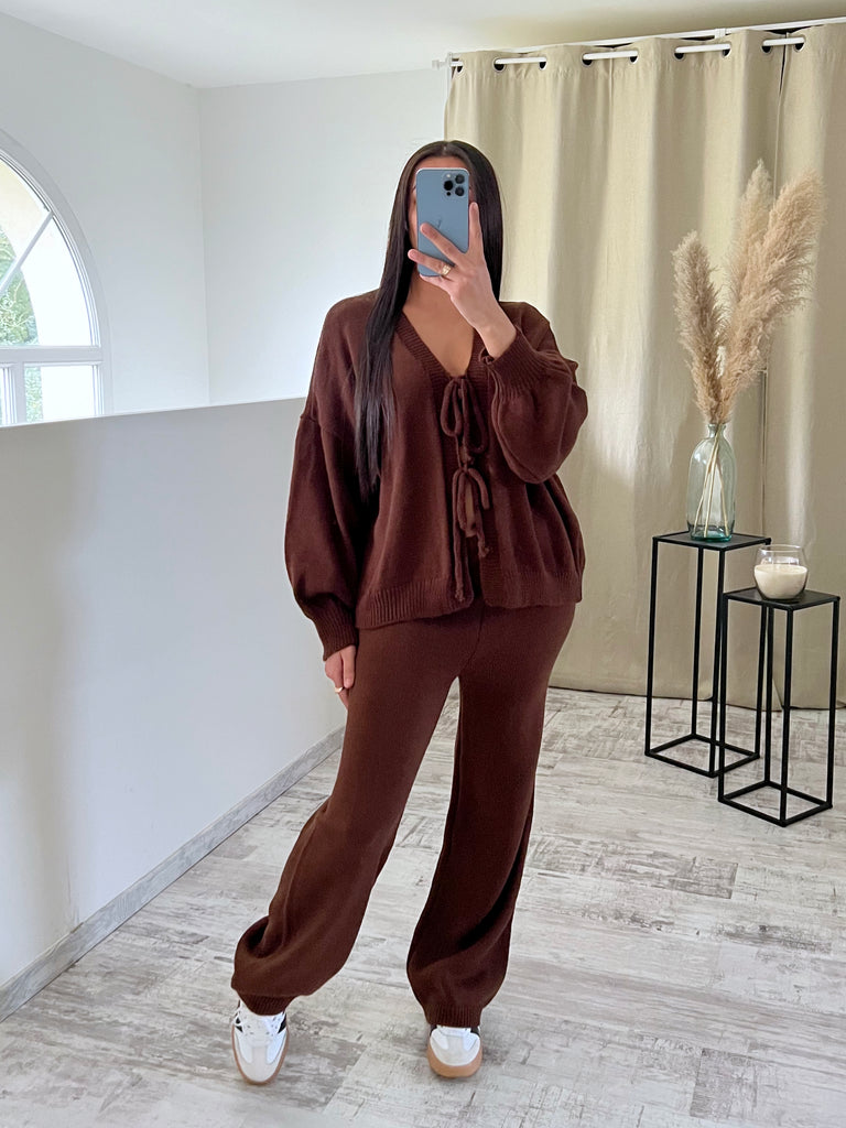 Ensemble Maille À Nouer Marron