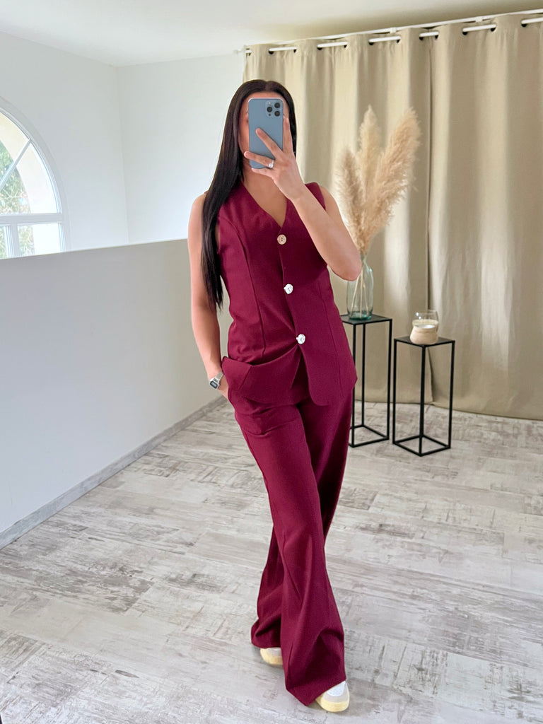 Ensemble Sans Manches Boutons Dorés Bordeaux