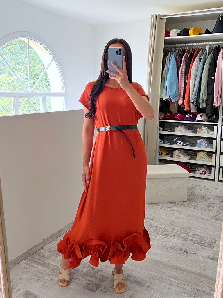 Robe À Ceinture Et Bas Volants Brique