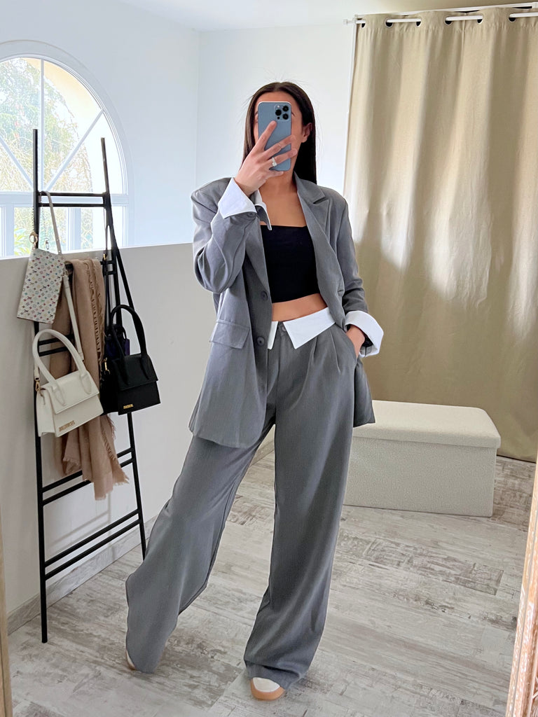 Ensemble Blazer/Pantalon Revers Gris