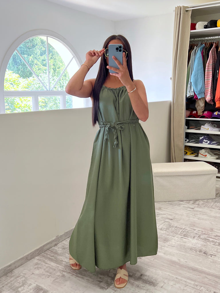 Robe À Col Et Ceinture Tresse Kaki